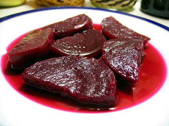 Kırmızı Turp Turşusu Tarifi ve Malzemeleri