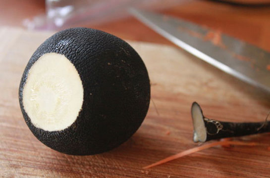 Siyah Turp Bal Tarifi ve Malzemeleri